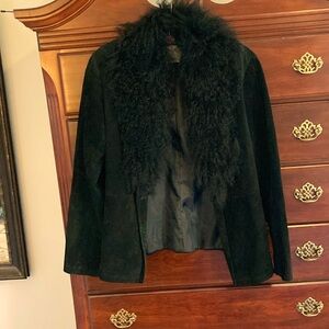 Black suede jacket with lamb fur trim - Excellent condition